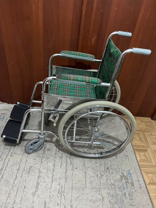Инвалидная коляска