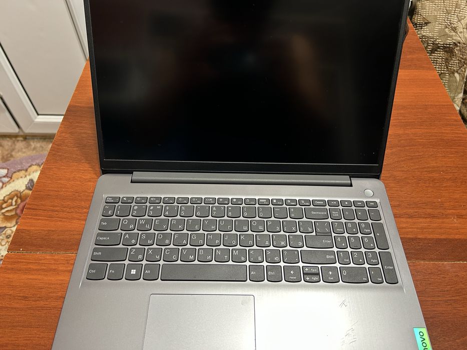 Продам ноутбук  Lenovo