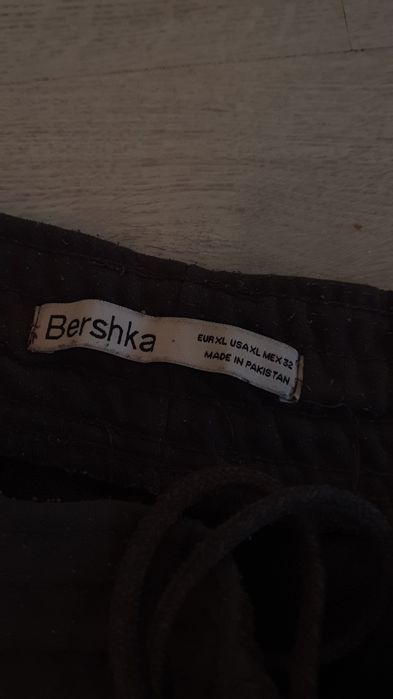 Pantaloni Scurți Bershka