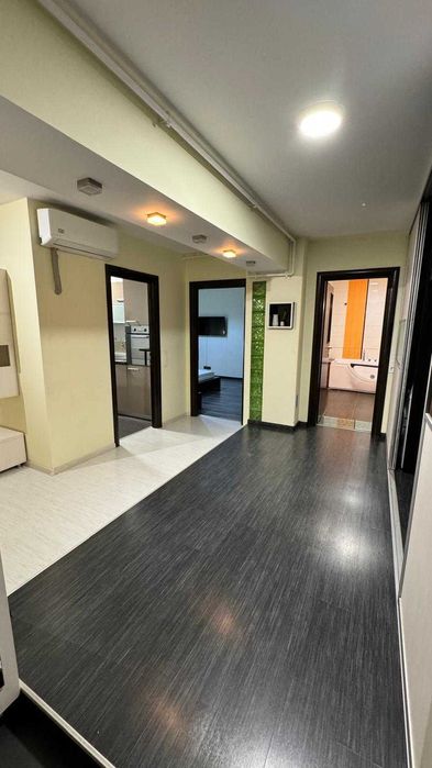 Inchiriez ap. 2 camere / 450 EUR– Confort Park (lângă Rin Grand Hotel)