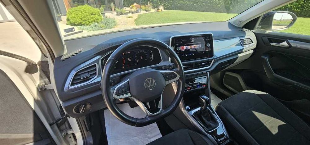 VW T-ROC 1.5 TSI DSG | 2022 | 38 900 км | КАТО НОВ