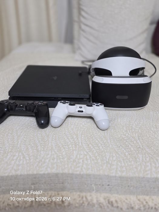 Приставка Sony PlayStation 4 slim