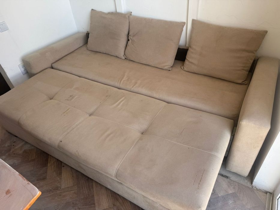 Диван трёхместный б/у