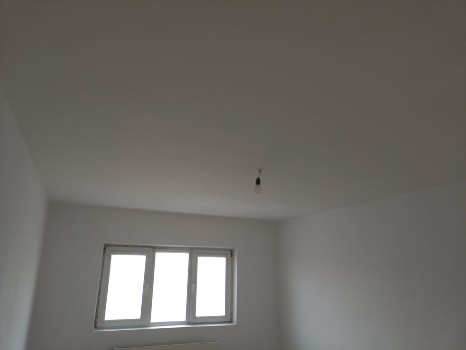 2 camere decomandate Gherla, 54 mp, etaj 4/4, lângă parc