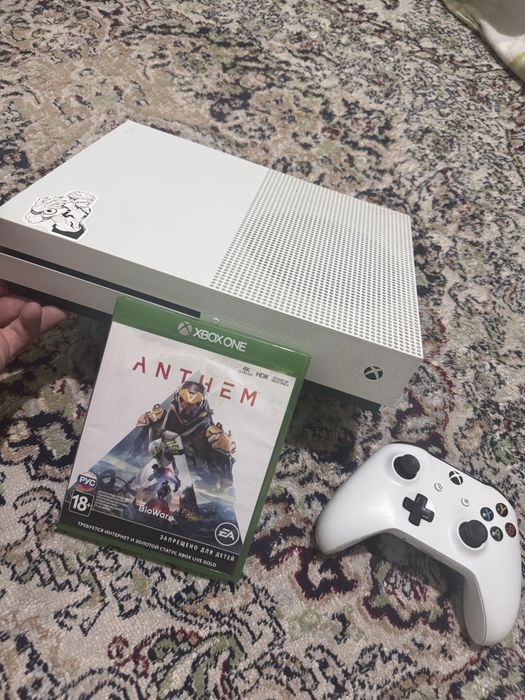 Xbox one s + диск с игрой
