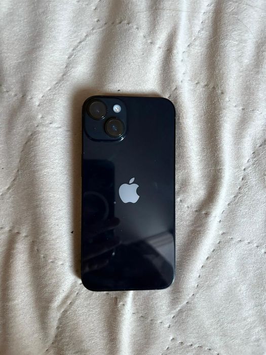 Продам айфон 14 обьем 128, акб 77 в отличном состояний куплен в сулпак