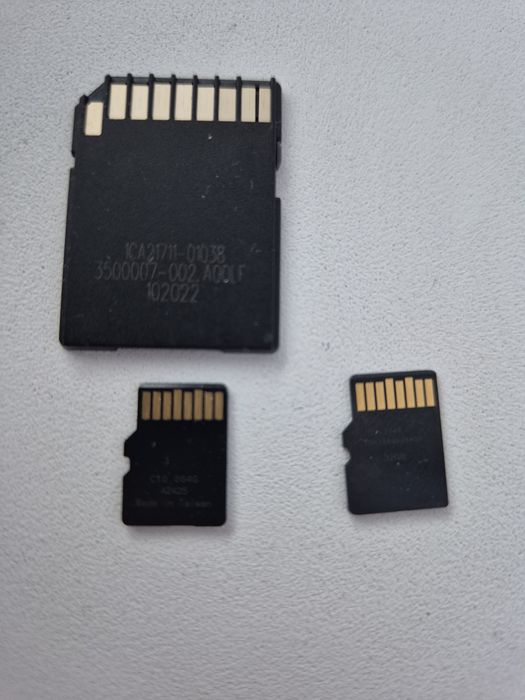 Карты памяти micro SD.