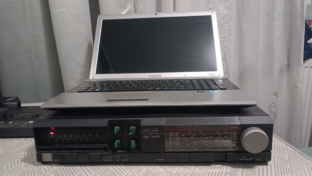 Amplificator,amplituner statie,( boxe)