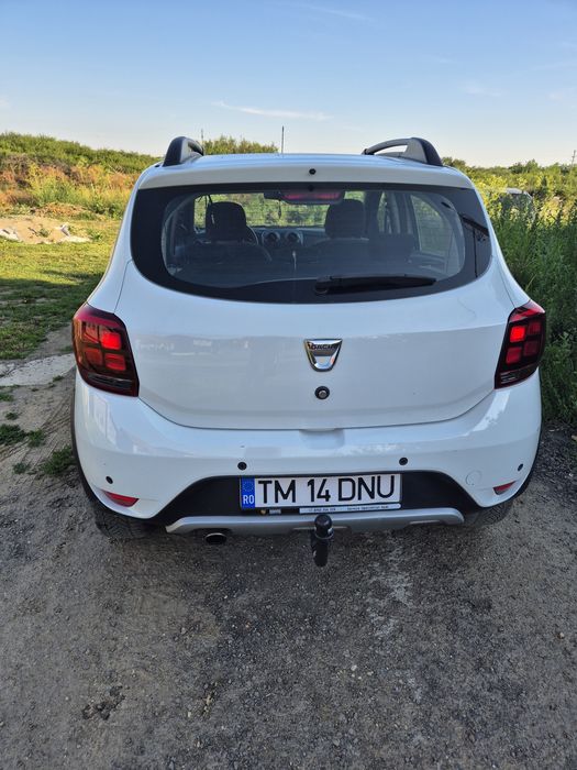 Dacia sandero stepway 2017 0,9 tce,bemzina+gpl euro 6!
