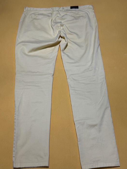ZARA Luxury Chino Pants – Light Yellow Edition | Elegant Fit