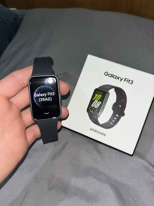 Часы Самсунг галакси фит3