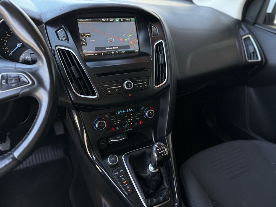 Ford Focus Titanium 07/2015, 1.5 TDCi 120cp Euro6, Navigatie, Dublu Climatronic,. Scaune incalzite, volan incalzit, Rate cu avans 0%
