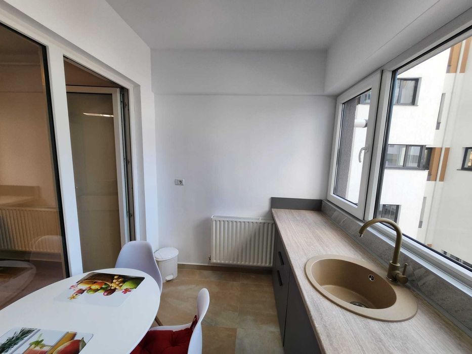 proprietar inchiriez studio central address