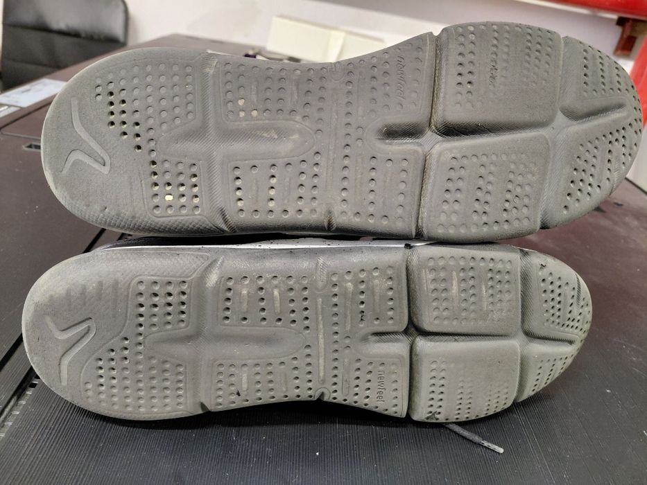 Adidasi 44 folosit Kalenji