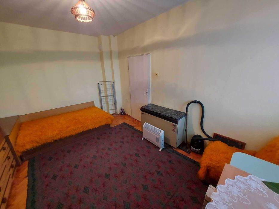 Дава се под наем Двустаен апартамент в Търговище, Център - 65 кв.м за 204 € - Снимка #6