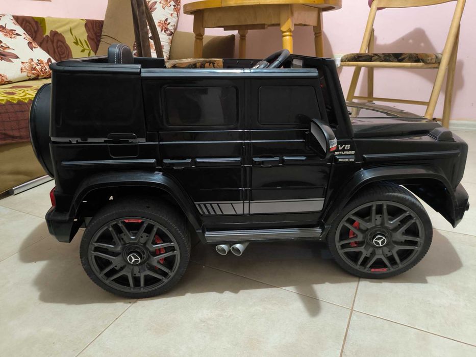 Детска електрическа кола - Mercedes AMG G63
