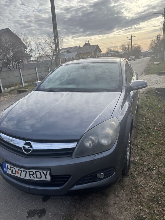 Opel astra Gtc 1.9 dth 150 cp plus stage