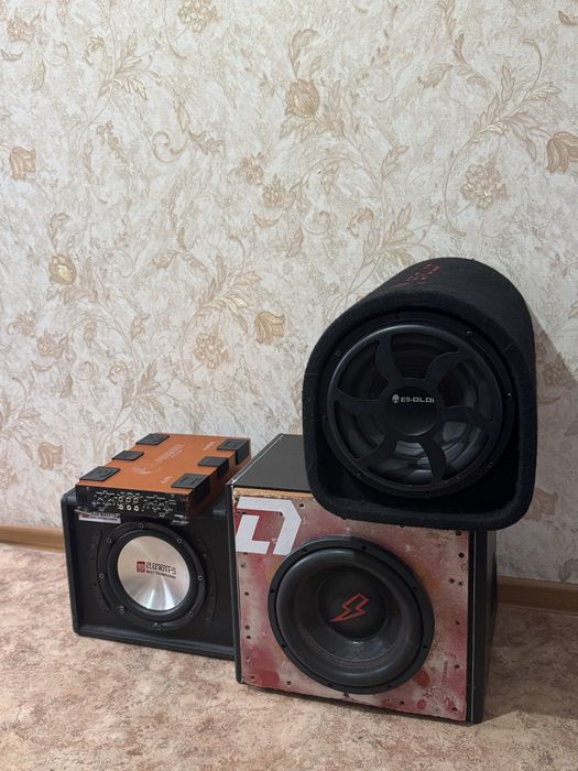 Продам Сабвуфер Усилок