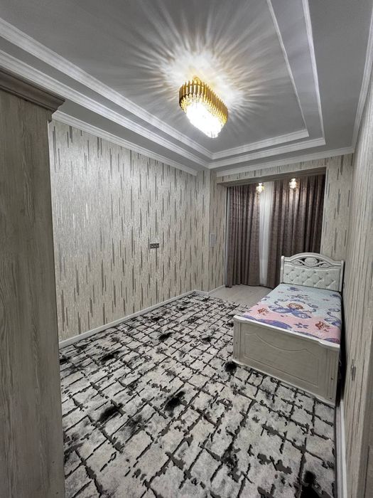 Сдаётся двух комнатная квартира