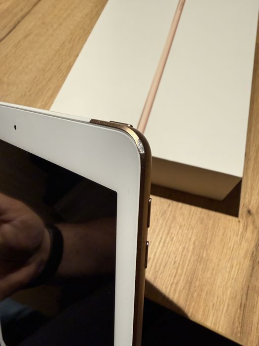 Ipad generatia a 6 a Wifi+Cellular 128 gb Rose Gold