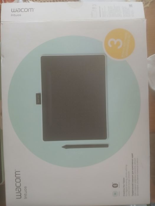 Wacom intuos m size