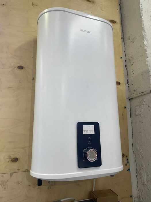 Продам водонагреватель BLESK