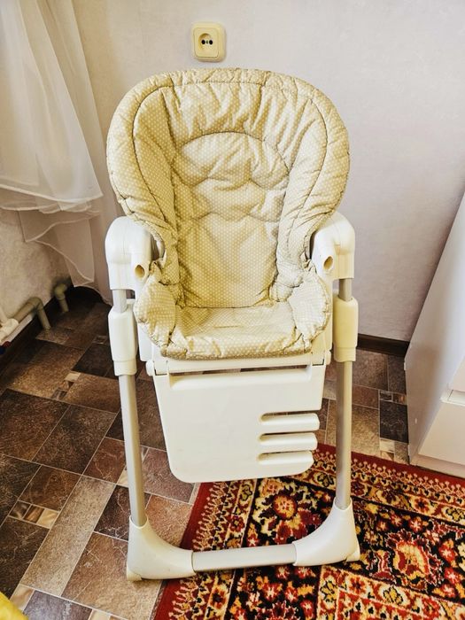 Стул для кормления