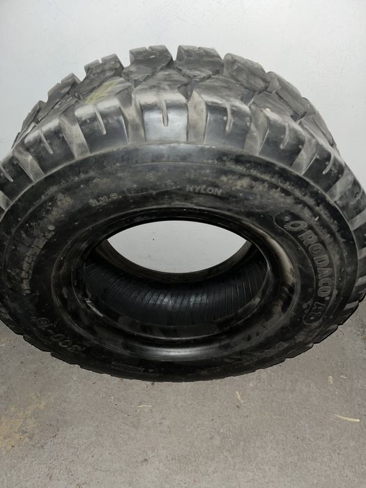 Шины на вилочный погрузчик