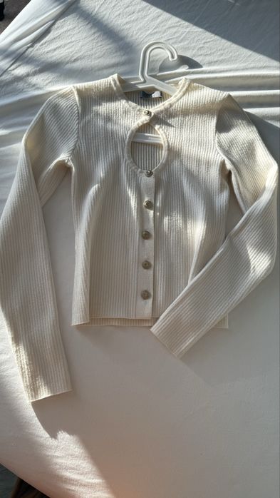 Продам 3 кофточки Lichi, размер S