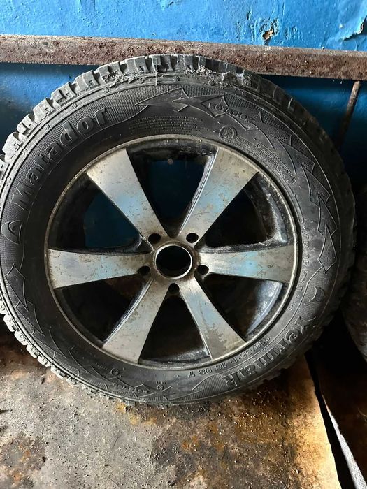 Литые диски, зимняя резина