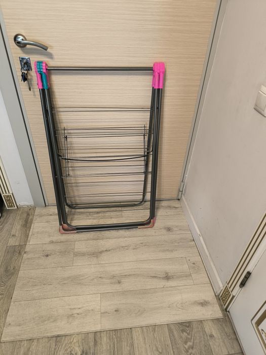 Сушилка для белья напольная б/у в рабочем состоянии