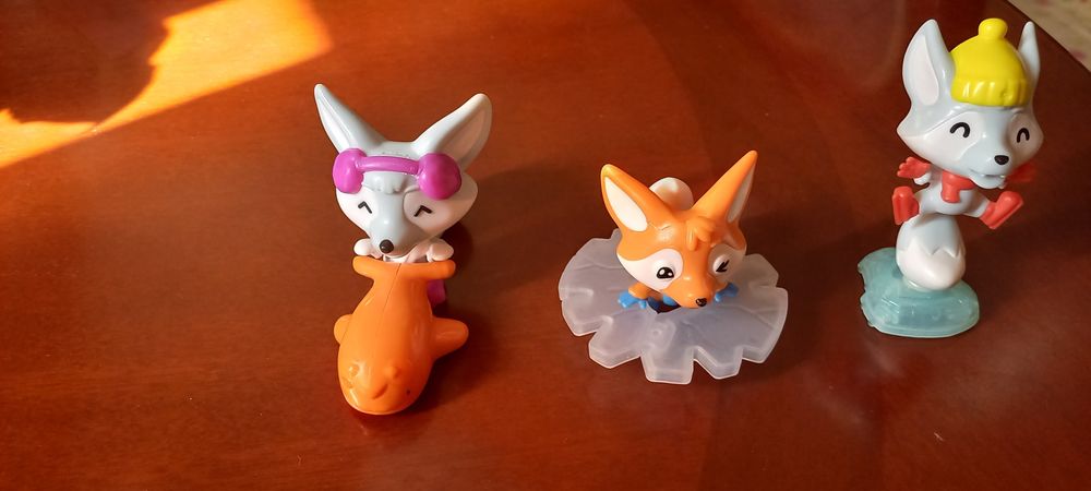 Продам игрушки киндера