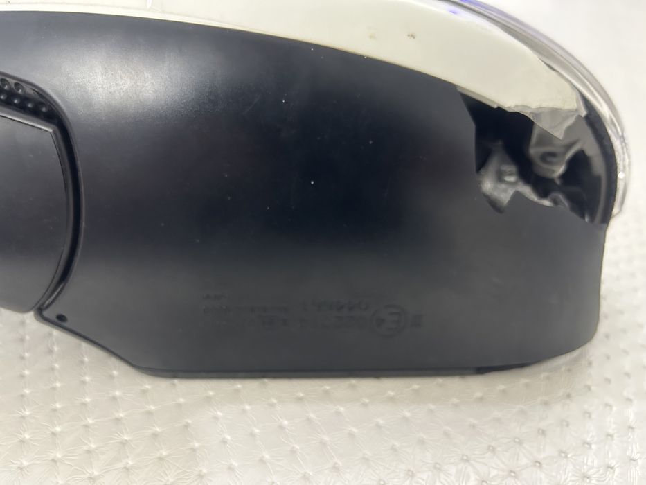 Продам зеркало прадо 150