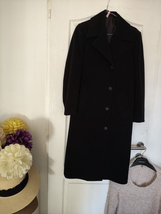 Palton bărbătesc, mărimea 48-50, din stofa fina din lână, cashmir