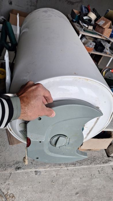 Boiler 100 L, funcțional