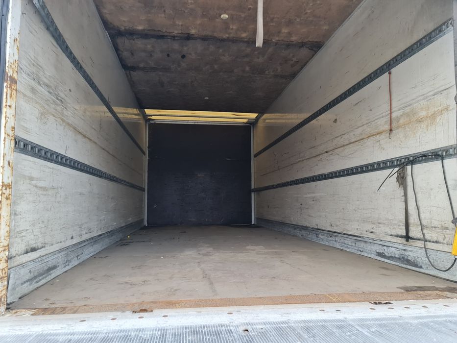 Lift hidraulic 1000 kg 12 v și 24 volți cub 620 iveco Mercedes Renault