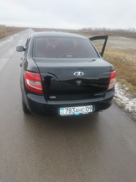 Продам машину лада гранта