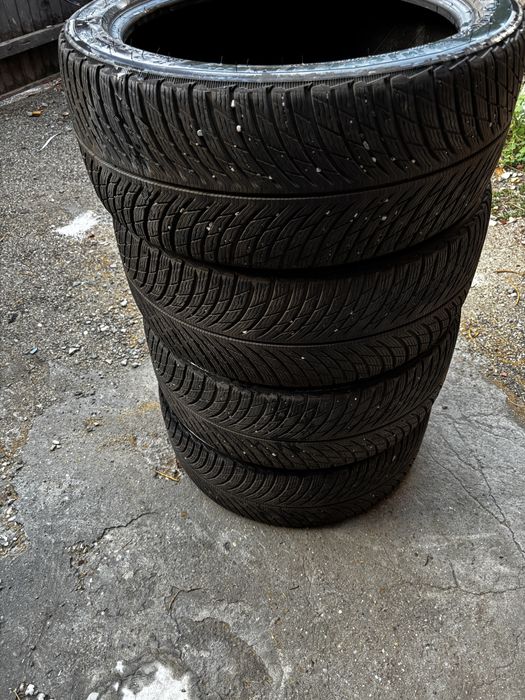 Anvelope iarna second hand 245/40/19 Michelin