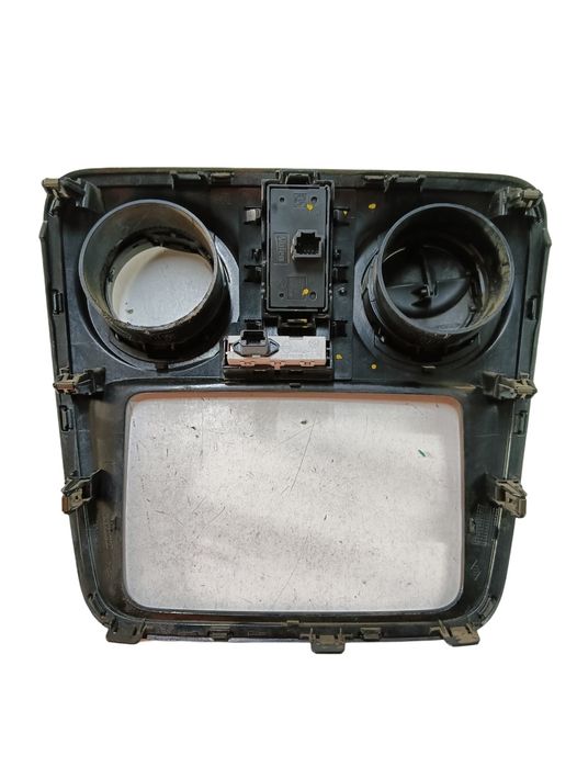 Grila De Ventilatie/Buto Avarie Dacia Lodgy 2012 - > 1.5 Dci K9K 846