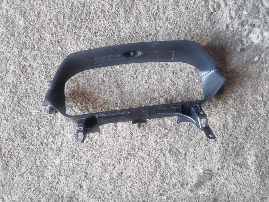 Ceasuri display plasma cu rama dupa masina de europa Range Rover Velar