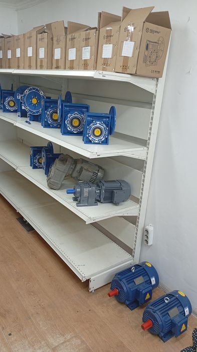 Электродвигатели,редукторы,мотор-редуктора
