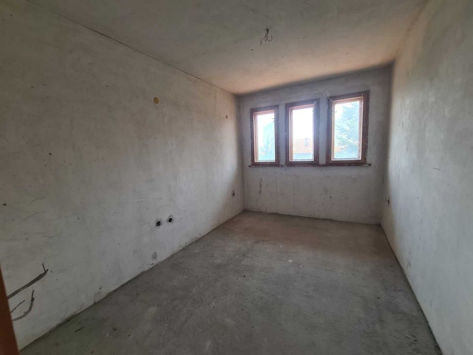 МНОГОСТАЕН АПАРТАМЕНТ в широк център, град Хасково