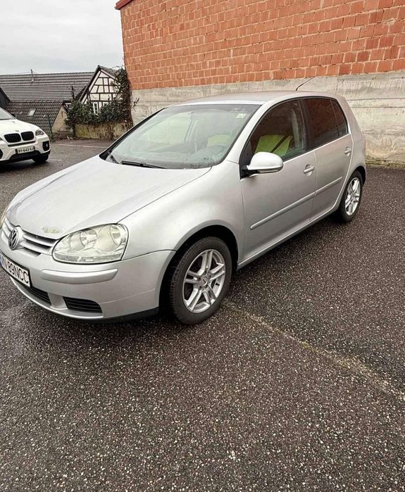 Vând golf 5 stare bună de funcționare