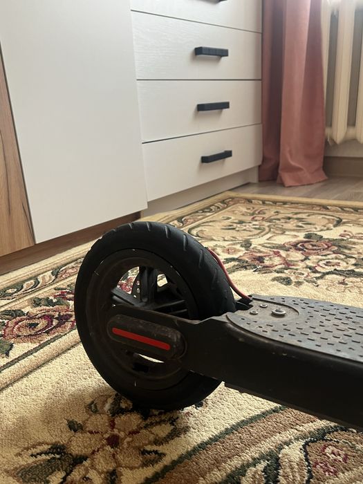 Электросамокат xiaomi m365 pro