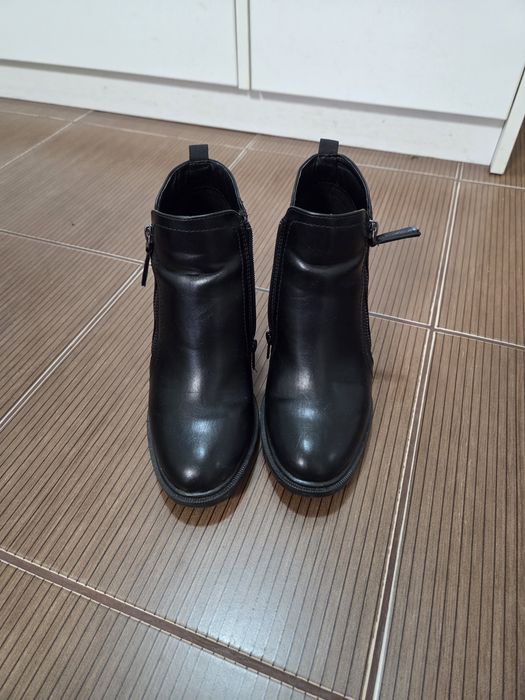 Дамски обувки 37/38 номер