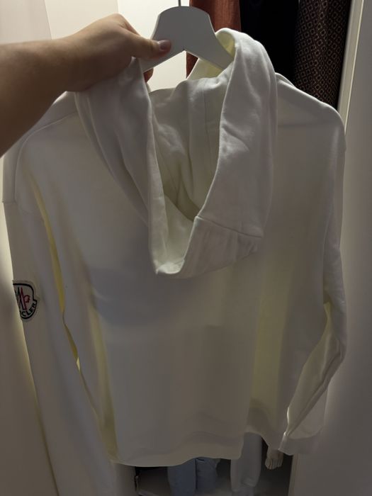 Moncler hoodie ( L)