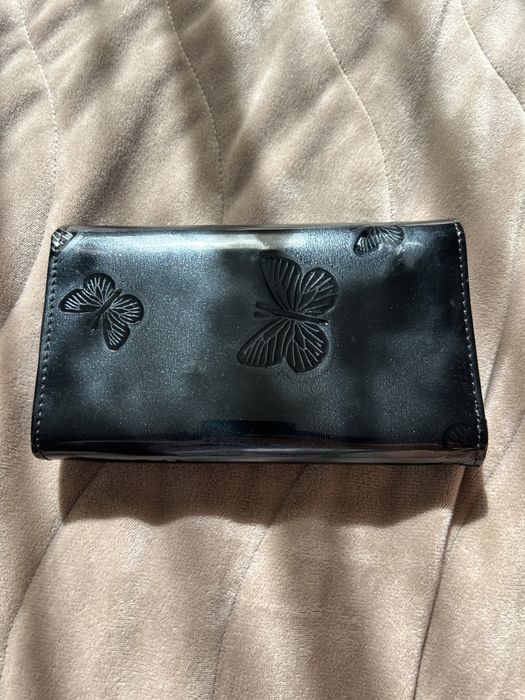 Дамско портмоне