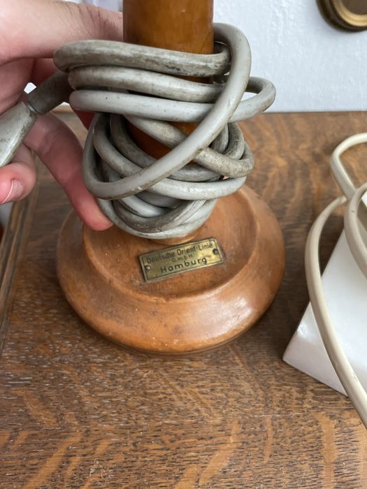 Настолни осветителни тела Ламби