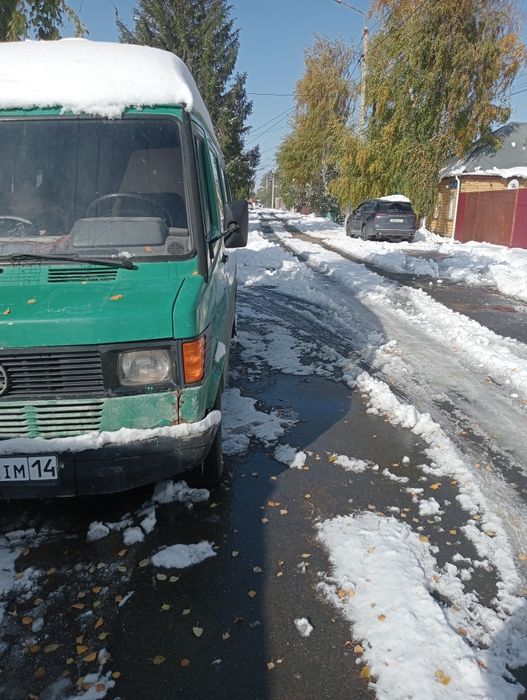 Продам Мерседес Бенц 309Д сапожок