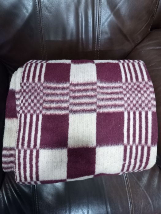 Чисто ново вълнено одеяло "Индустриалимпорт" (Соц ретро, 100% вълна)